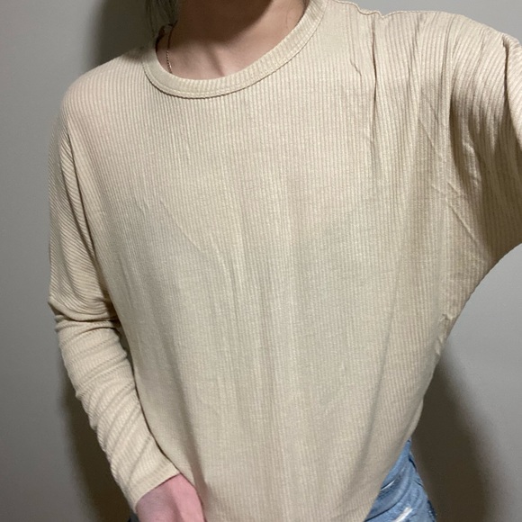 Socialite beige long sleeve ribbed top - Picture 5 of 6